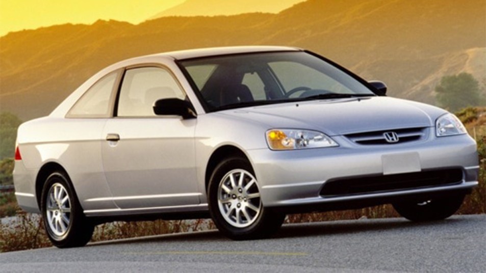 2001 Honda Civic parked outside.