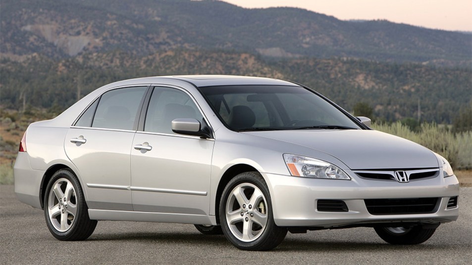 2006 Honda Accord parked outside.