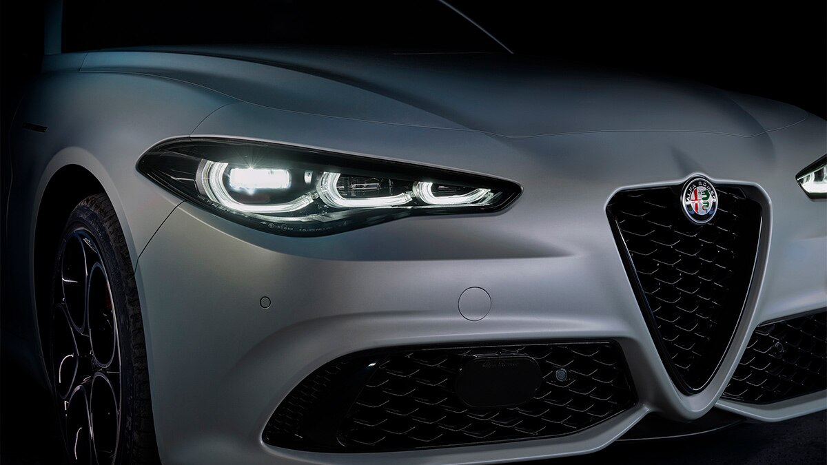 2024 Alfa Romeo Giulia Competizione 