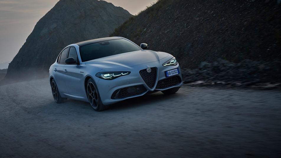 2024 Alfa Romeo Giulia: Choosing the Right Trim