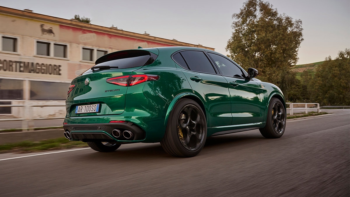 2024 Alfa Romeo Stelvio Quadrifoglio