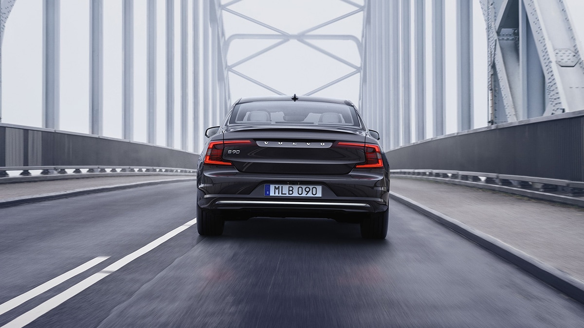 2024 Volvo S90 Choosing the Right Trim Autotrader