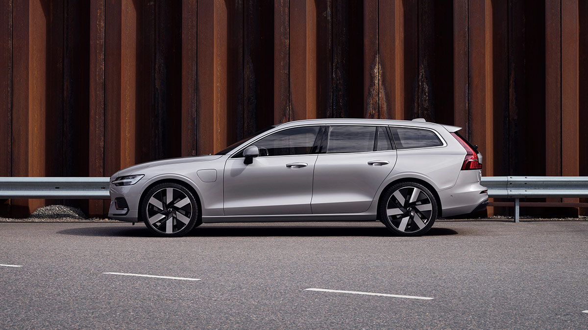 2024 Volvo V60