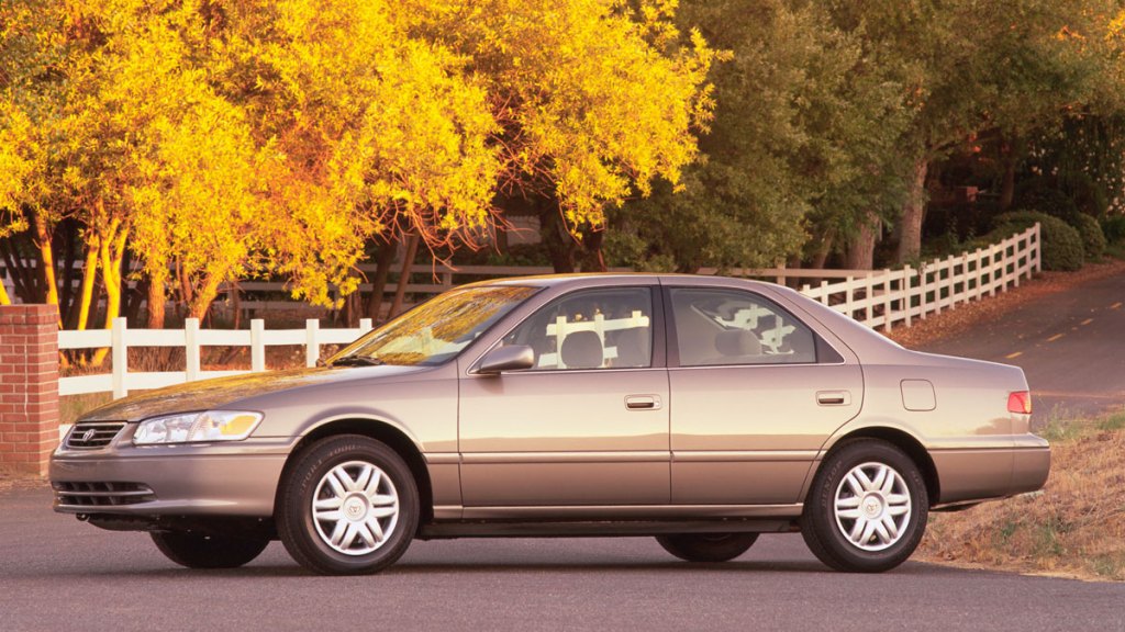 2000 Toyota Camry