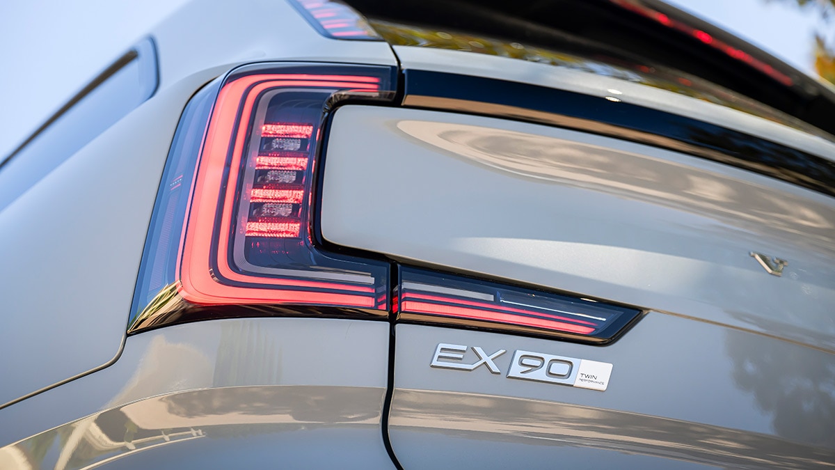2025 Volvo EX90