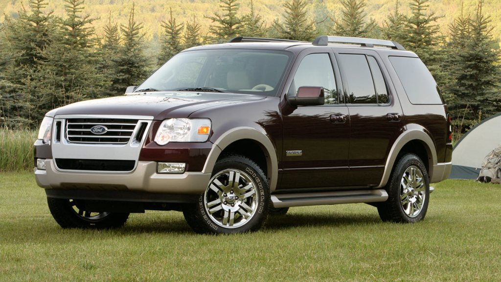 2007 Ford Explorer parked on grass.
