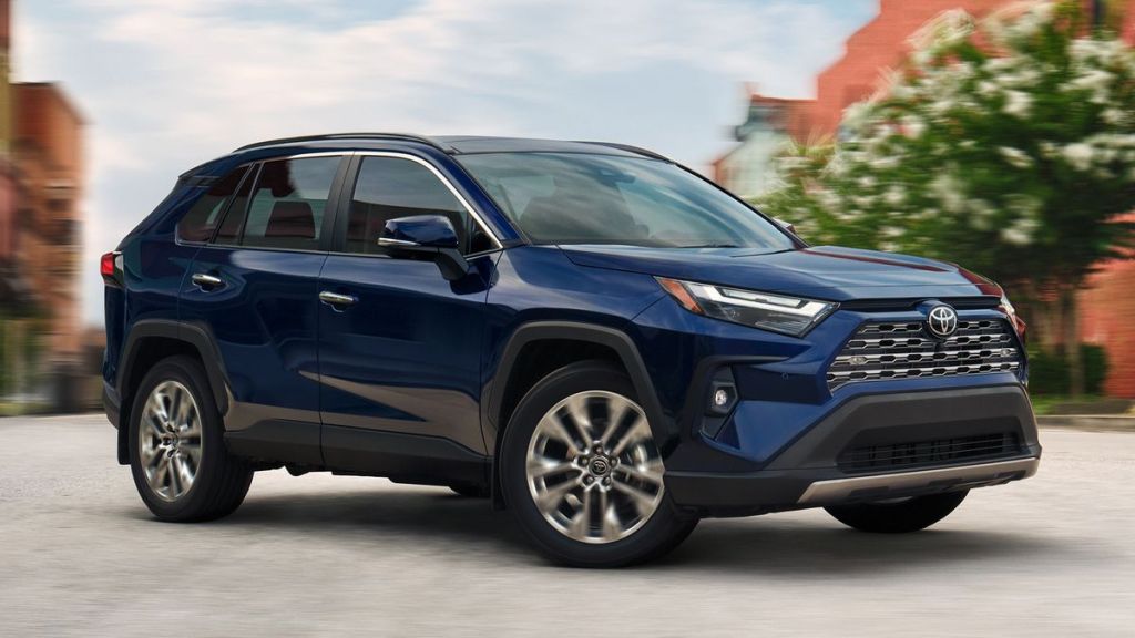 Best SUV Lease Deals: July 2025 - Autotrader