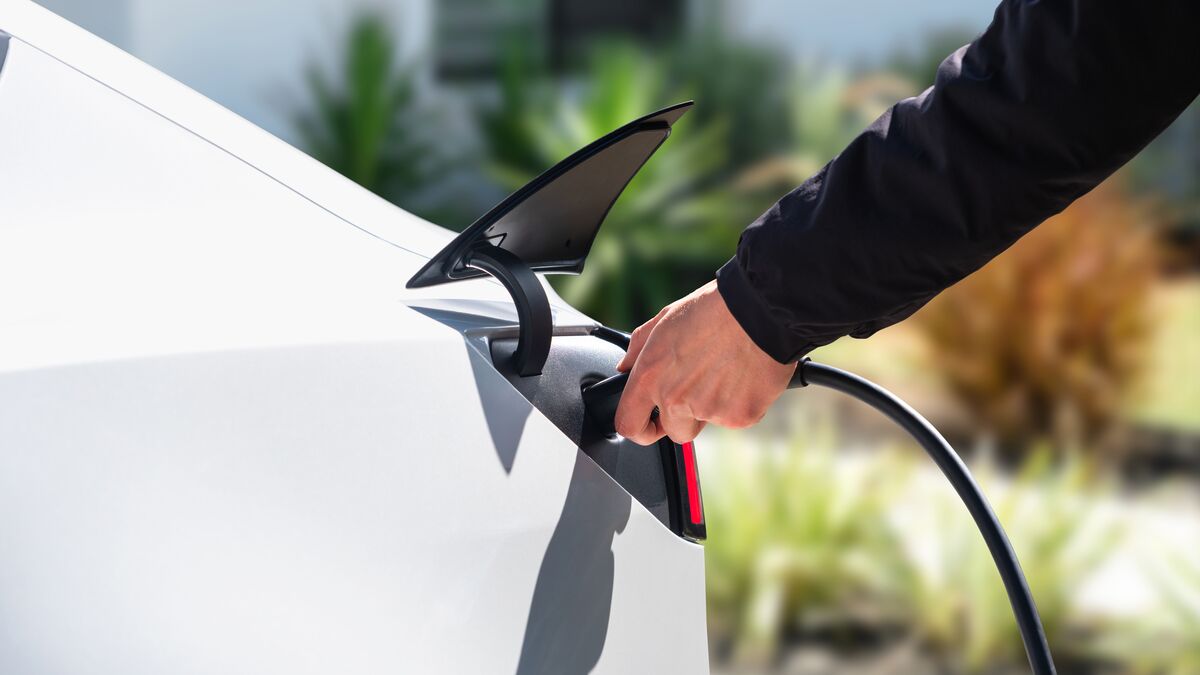 2026-tesla-Model-3-ev-charging-plug
