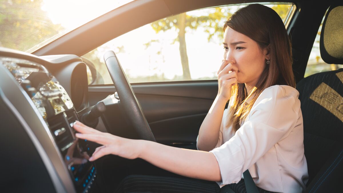 how-to-eliminate-car-odors_62dd16